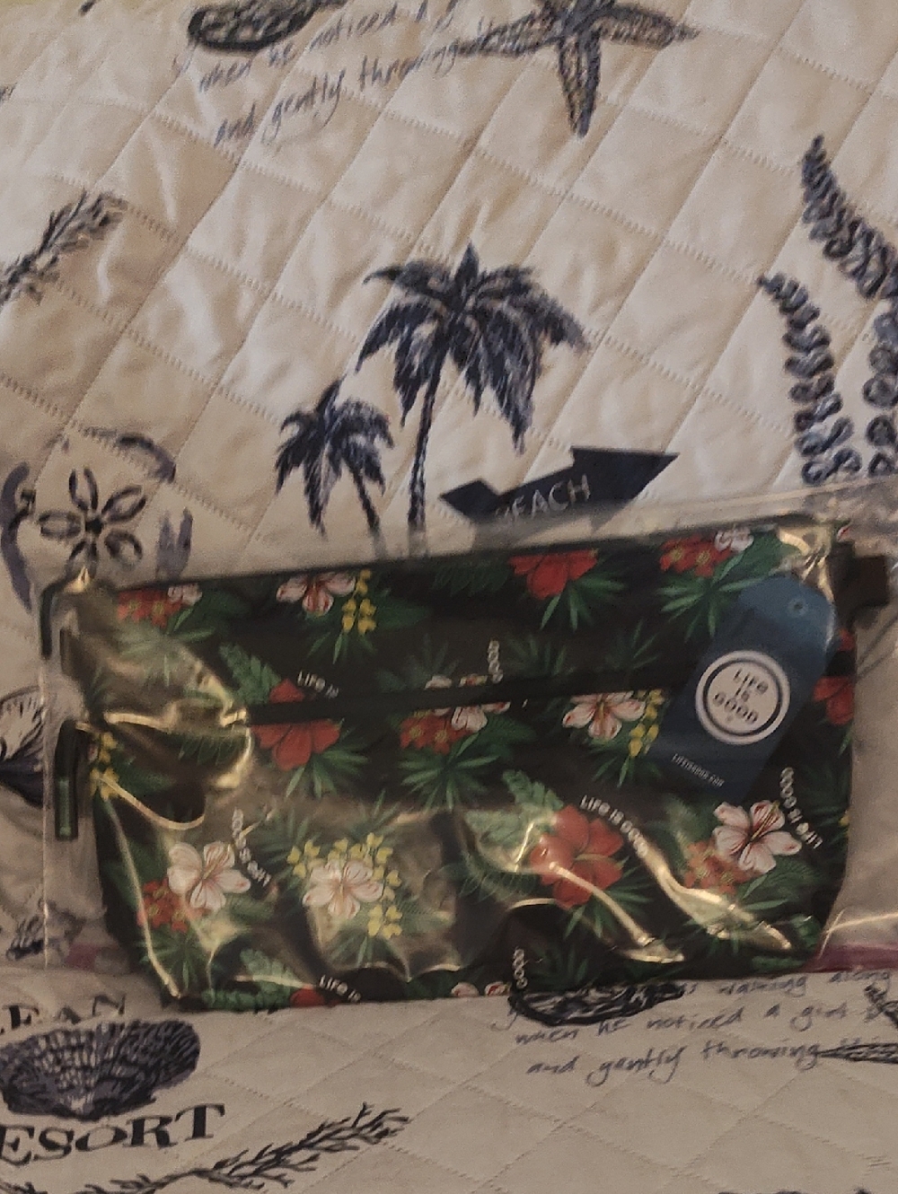 LIFE IS GOOD: HIBISCUS 🌺 PLANT COSMETIC TOTE